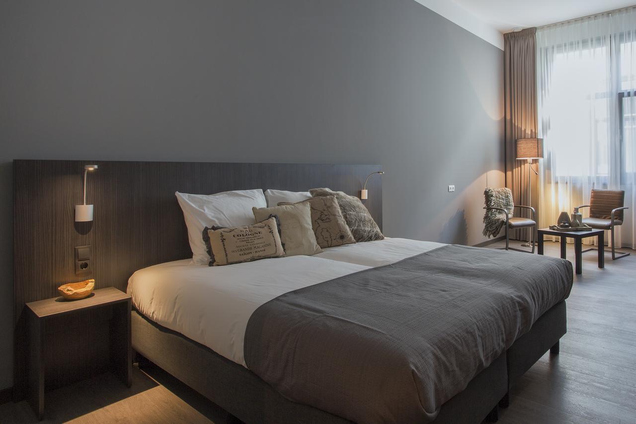 Hotel Bladel Luaran gambar