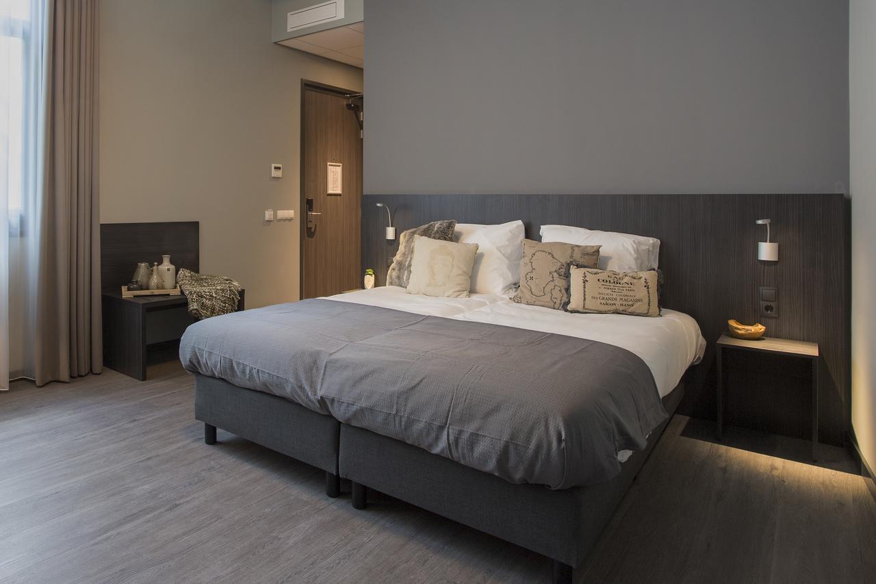 Hotel Bladel Luaran gambar