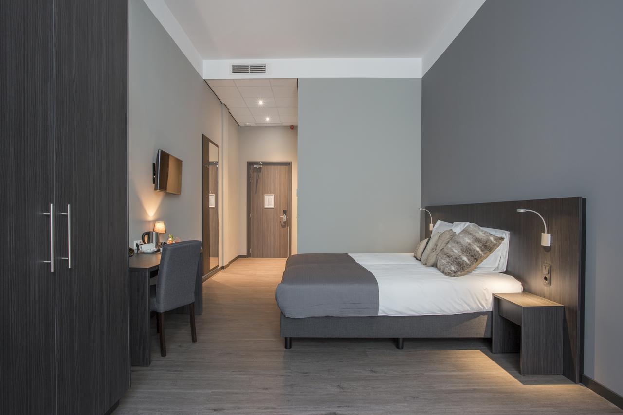 Hotel Bladel Luaran gambar